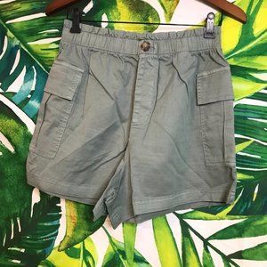 NWT SO Juniors 11 Green Flap Pocket High Rise Summer Walking Utility Shorts